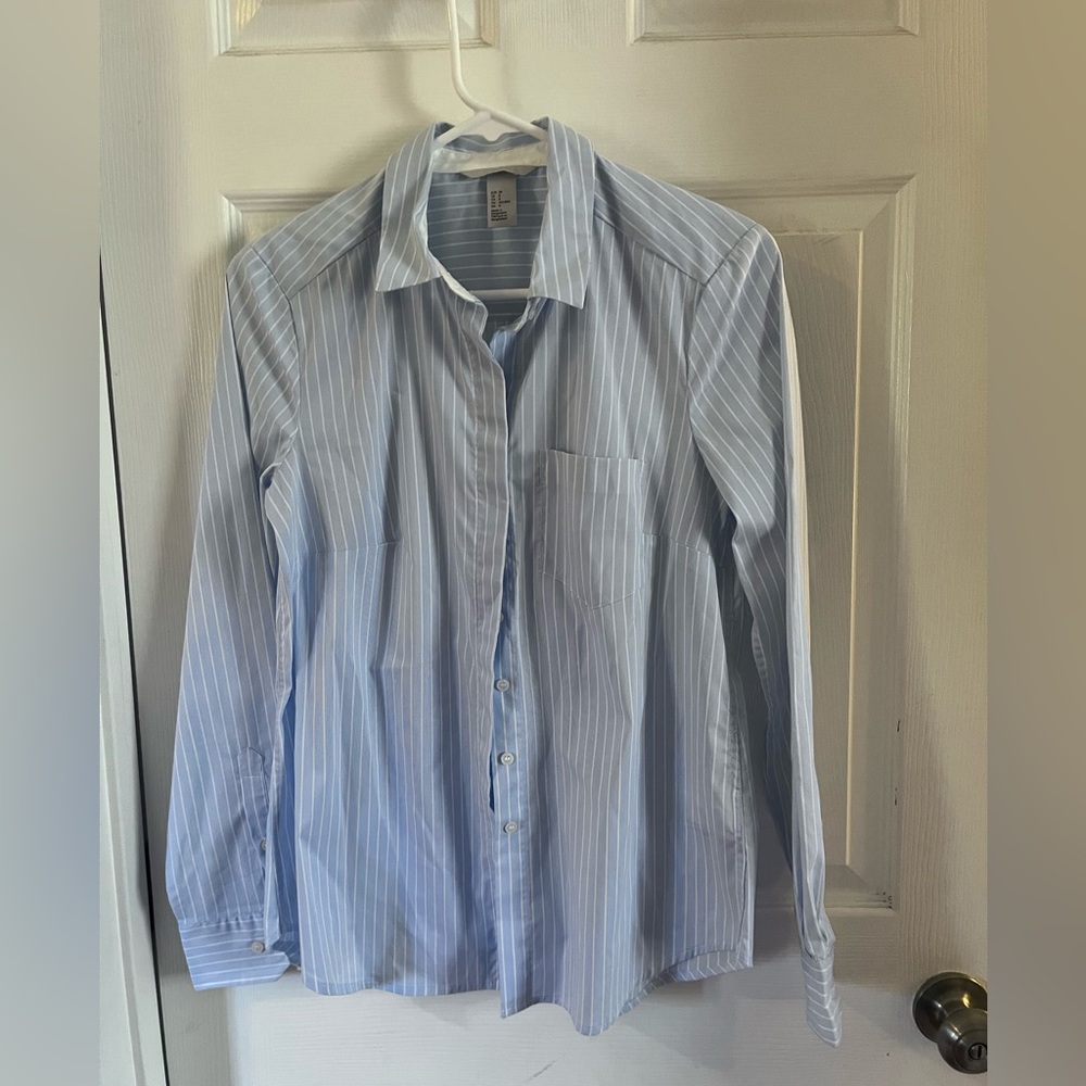 Pre- owned excellent condition women Shirt,